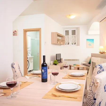 T&t - Zf Hvar 公寓 *