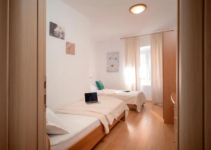 Apartamento T&t - Zf Hvar